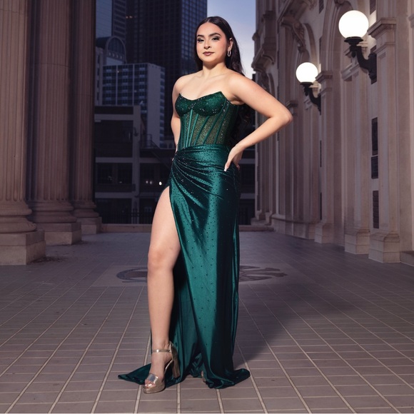 Sherri Hill 56620 - Picture 4 of 5